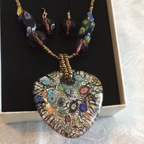 🦋NWT Fabulous “ Mixit “Necklace & Earrings 🦋 - Picture 3 of 9